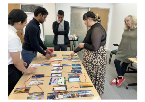 People_connecting_the_dots